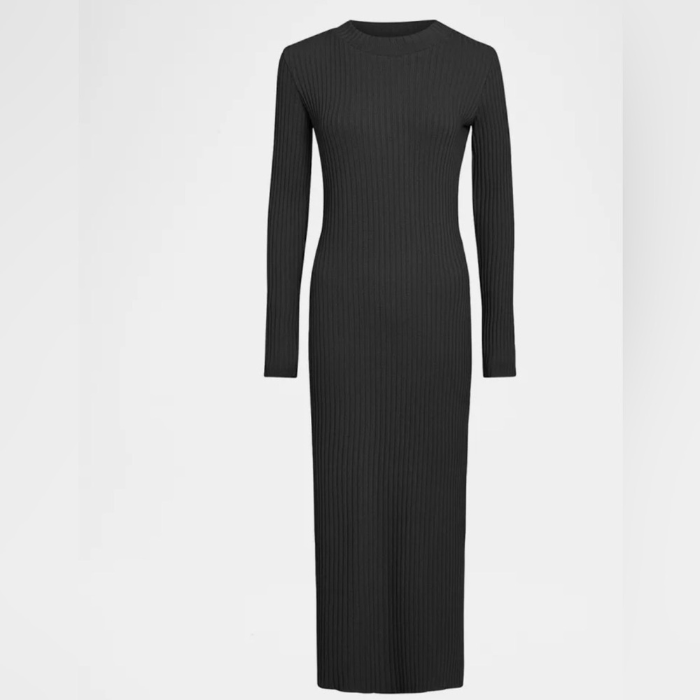 Ribbed Long-Sleeve Midi Dress